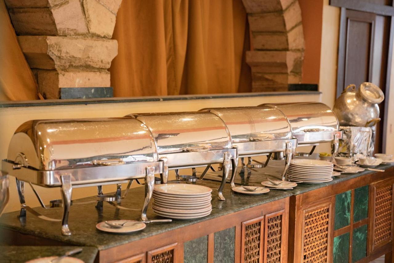 Basma Hotel Aswan Exterior foto